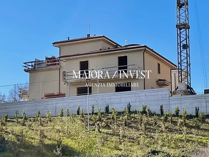 Immagine 2 di Villa in vendita  a Monteprandone