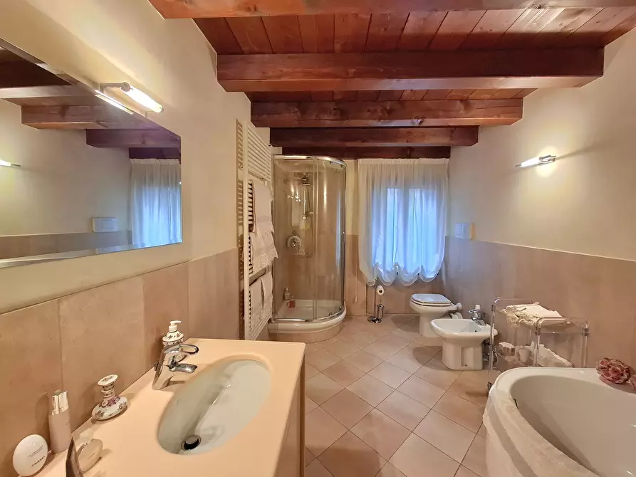 Immagine 10 di Villa in vendita  in Via Giacomo Sichirollo 9 a Rovigo