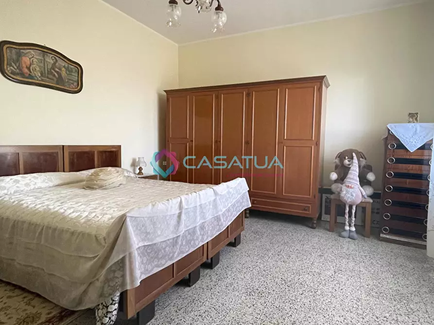 Immagine 16 di Rustico / casale in vendita  a Loreto Aprutino