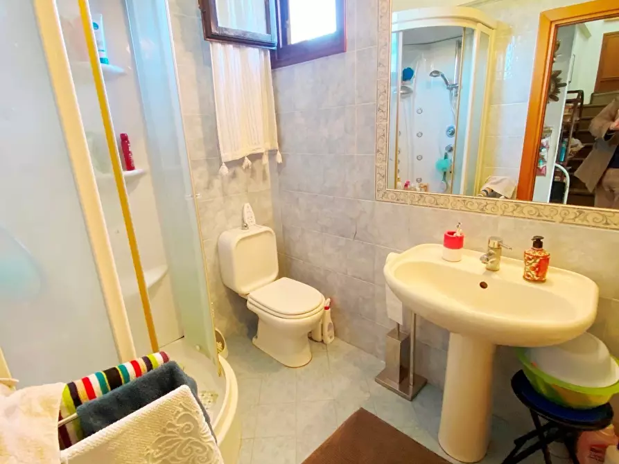 Immagine 11 di Villetta a schiera in vendita  in Viale Malaspina 65 a Fosdinovo