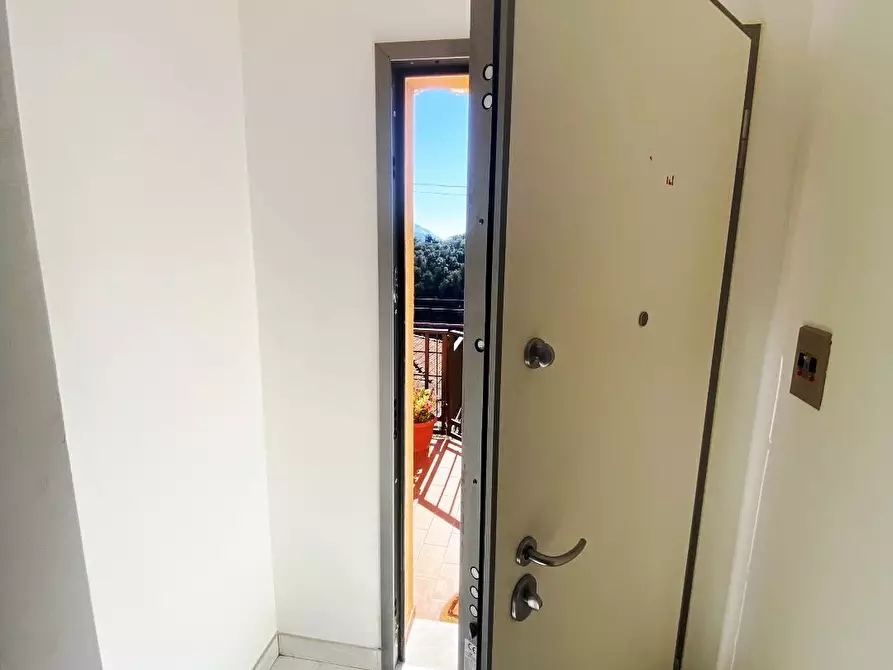 Immagine 29 di Villetta a schiera in vendita  in Via Monti Amoli 4c a La Spezia
