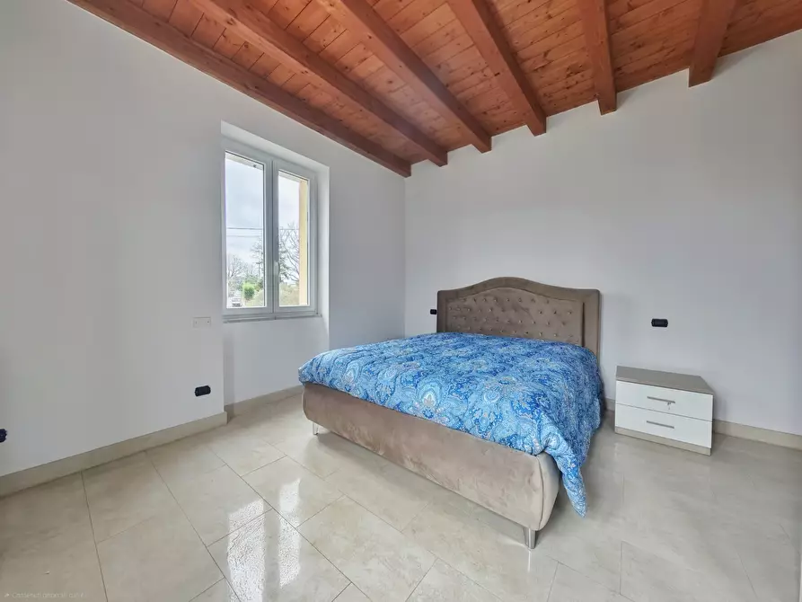 Immagine 30 di Quadrilocale in vendita  in Via Cisa 95 a Sarzana