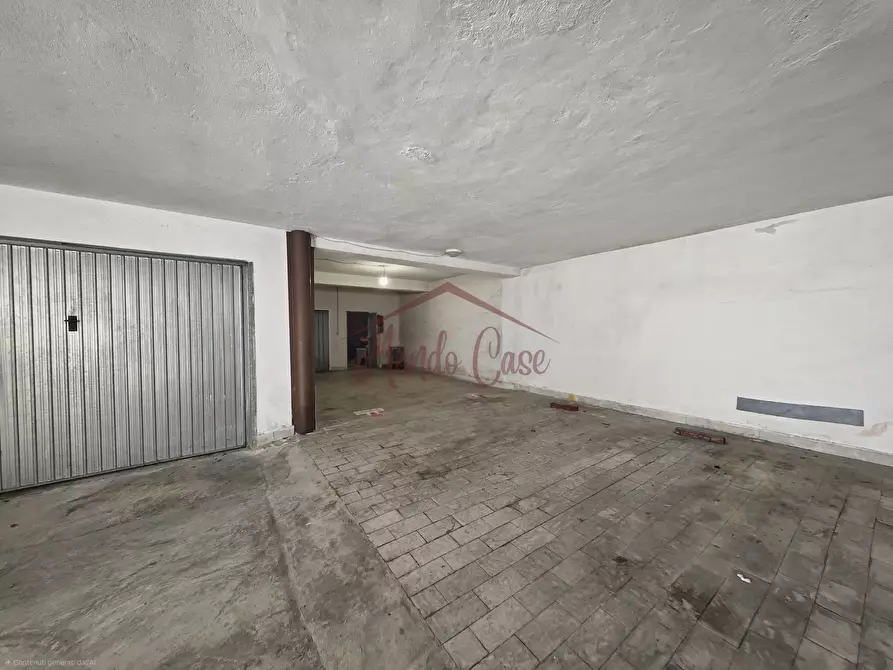 Immagine 61 di Attico in vendita  in Viale Eugenio Chiesa 21 a Massa
