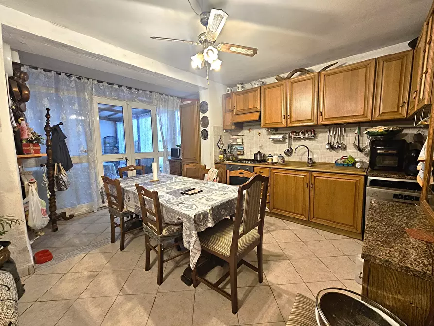 Immagine 24 di Porzione di casa in vendita  in Via Canaletto 7 a Sarzana