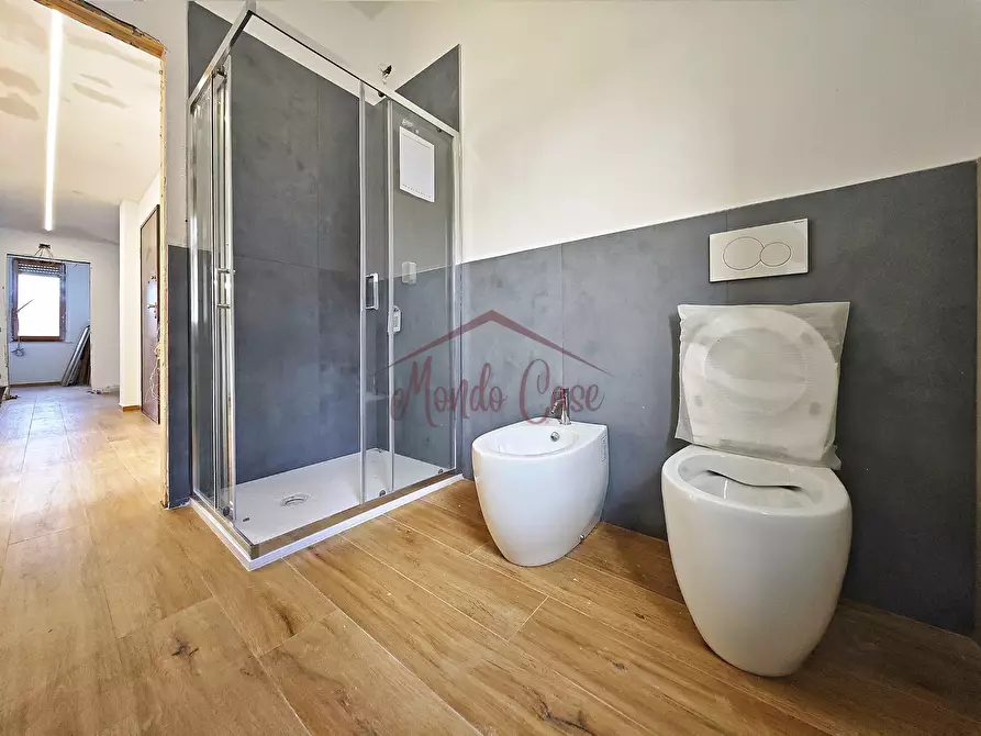 Immagine 37 di Porzione di casa in vendita  in Via dei Molini 148 a Sarzana