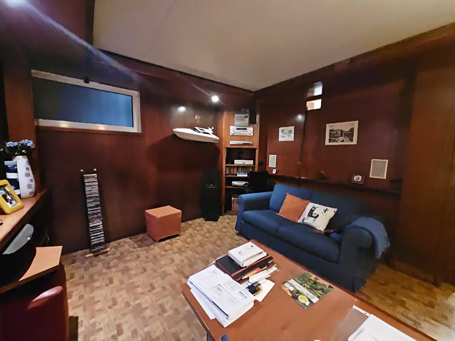 Immagine 23 di Trilocale in vendita  in Via XXV Aprile 44 a Ameglia