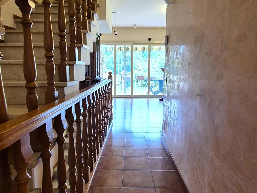 Immagine 20 di Villetta a schiera in vendita  in Via Madonnina 11 a Ortonovo