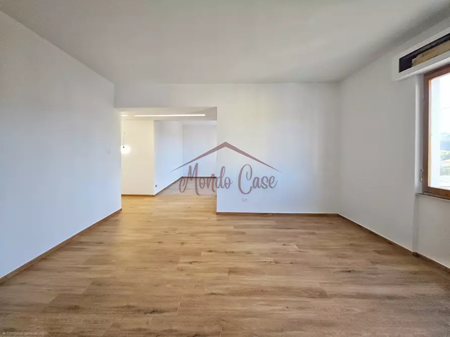 Immagine 5 di Porzione di casa in vendita  in Via dei Molini 148 a Sarzana