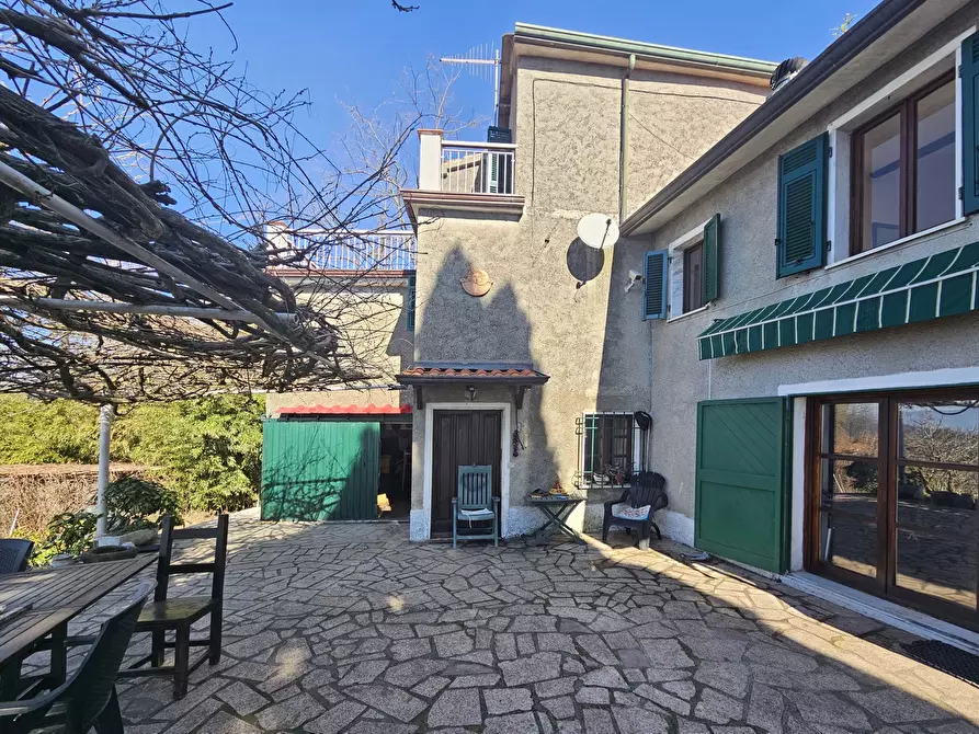 Immagine 3 di Porzione di casa in vendita  in Via Palazzina 8 a Fosdinovo