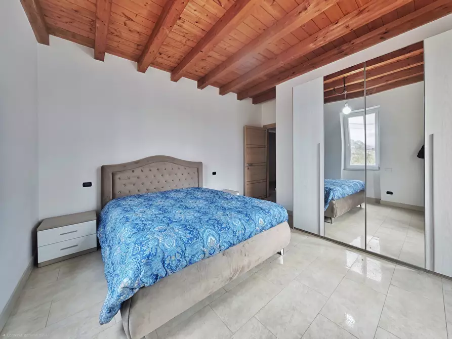 Immagine 33 di Quadrilocale in vendita  in Via Cisa 95 a Sarzana