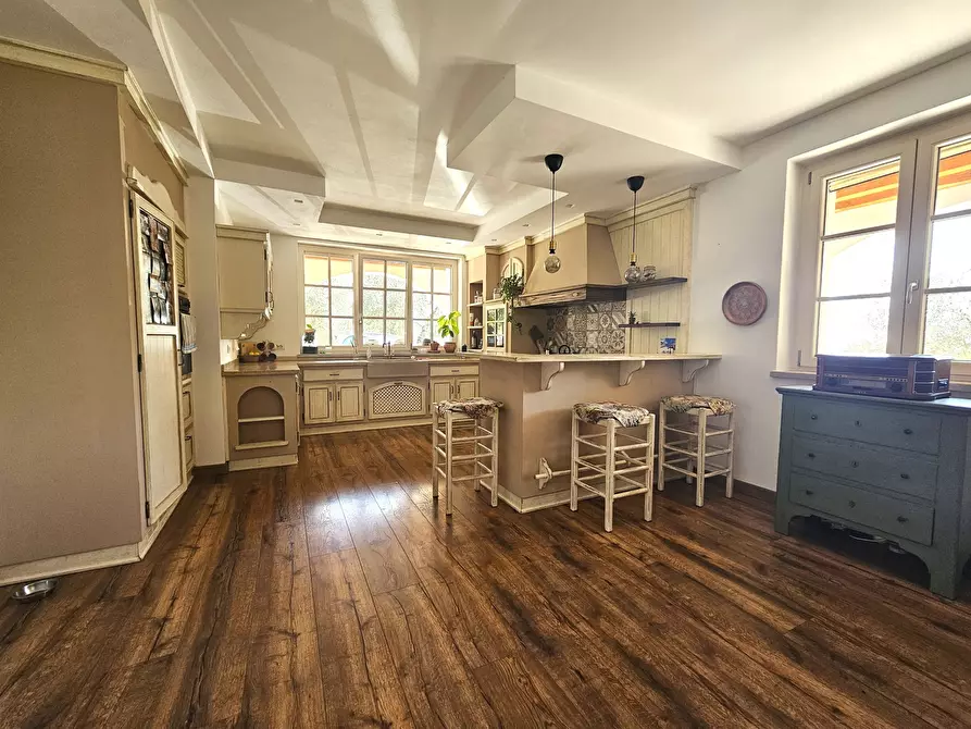 Immagine 18 di Villa in vendita  in Via Luparello 5 a Sarzana