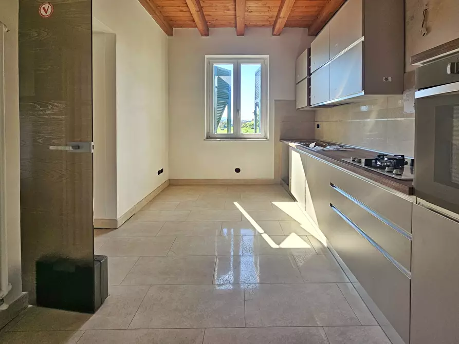 Immagine 1 di Quadrilocale in vendita  in Via Cisa 95 a Sarzana