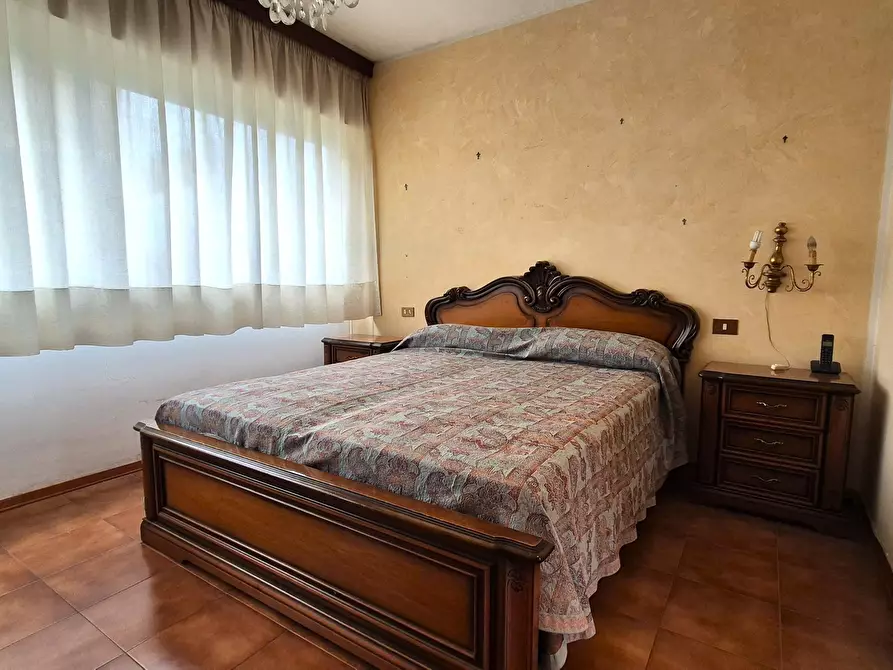 Immagine 26 di Villetta a schiera in vendita  in Via Madonnina 11 a Ortonovo