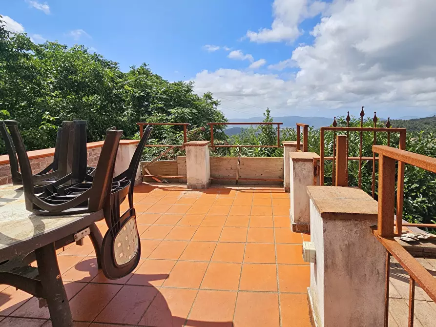 Immagine 4 di Porzione di casa in vendita  in Via Canepari 70 a Fosdinovo