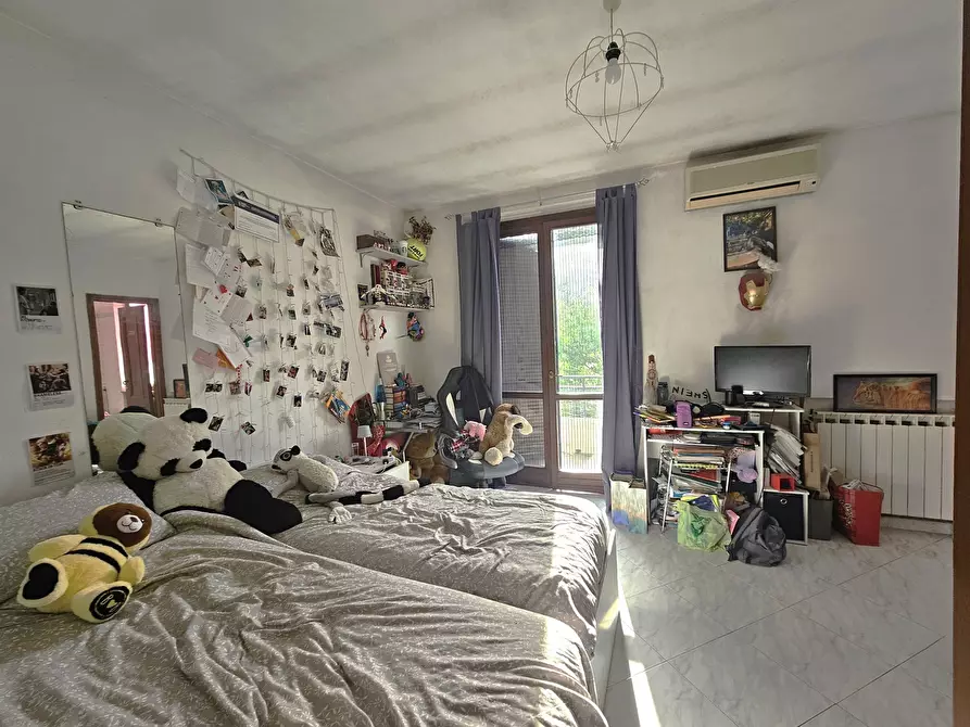 Immagine 12 di Porzione di casa in vendita  in Via Canaletto 7 a Sarzana