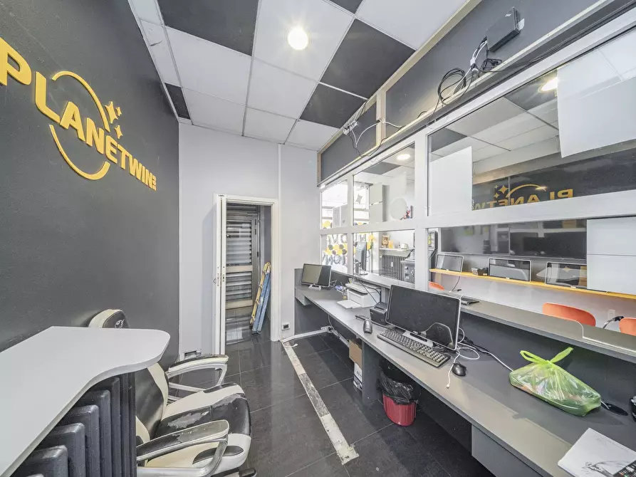 Immagine 9 di Bar / Ristorante in vendita  in Via Terni 25 a Torino