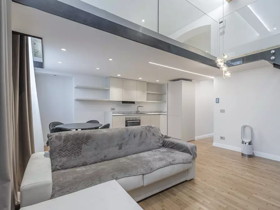 Immagine 6 di Loft/Open space in vendita  in Corso Regina Margherita 181 a Torino