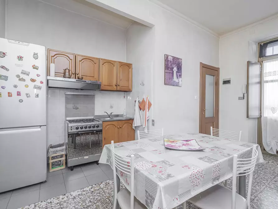 Immagine 11 di Trilocale in vendita  in Via Viterbo 123 a Torino