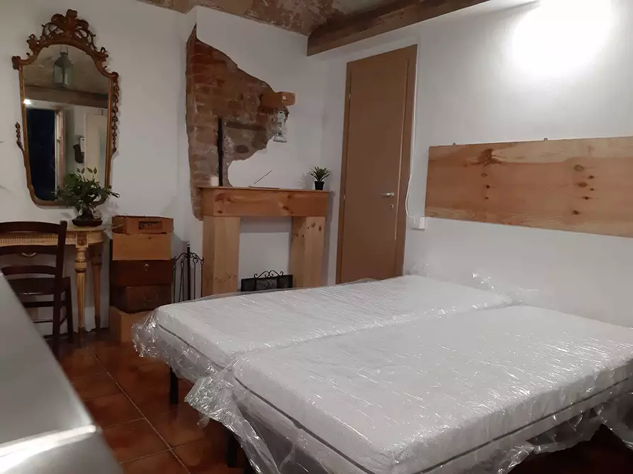 Immagine 3 di Bilocale in vendita  in Via San Giuseppe Benedetto Cottolengo 19 a Torino