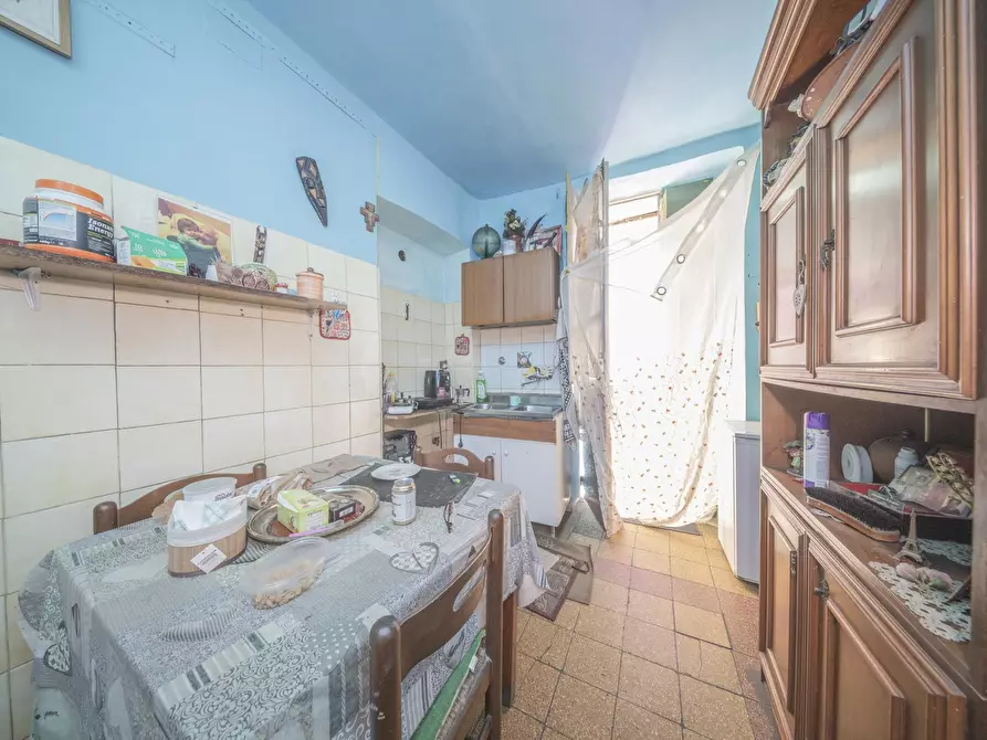 Immagine 7 di Bilocale in vendita  in Via San Giuseppe Benedetto Cottolengo 19 a Torino