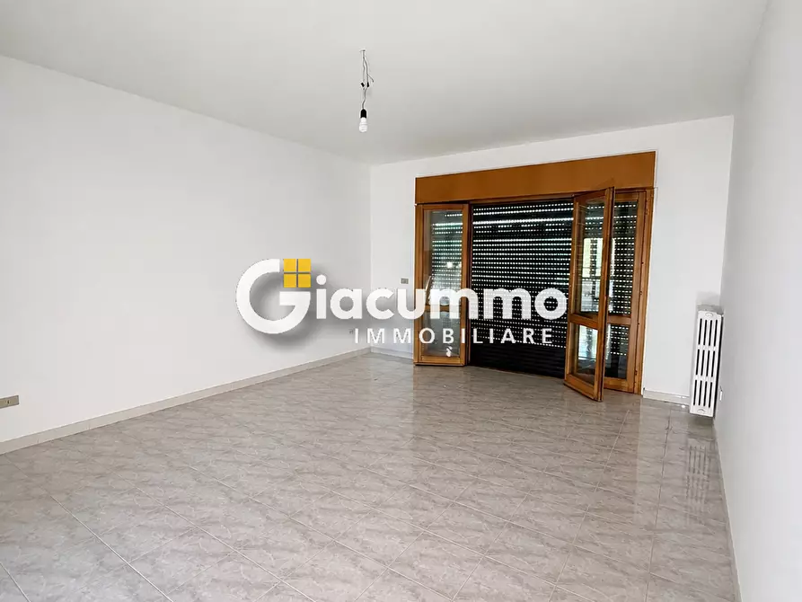 Immagine 3 di Pentalocale in affitto  in Via delle Medaglie Olimpiche a Potenza