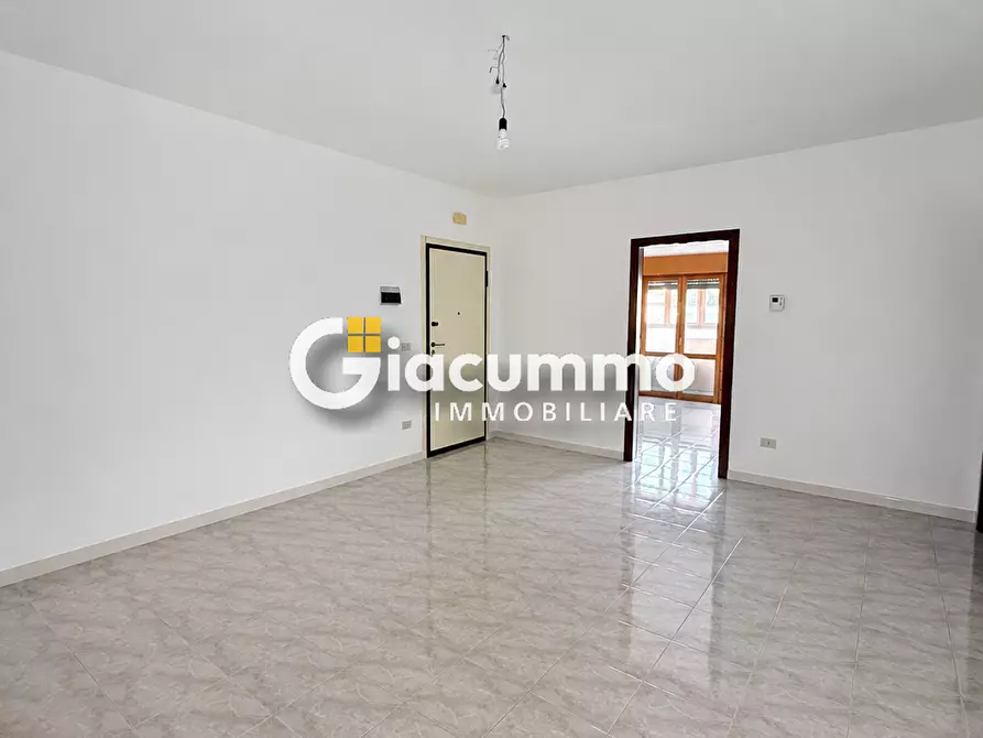 Immagine 2 di Pentalocale in affitto  in Via delle Medaglie Olimpiche a Potenza
