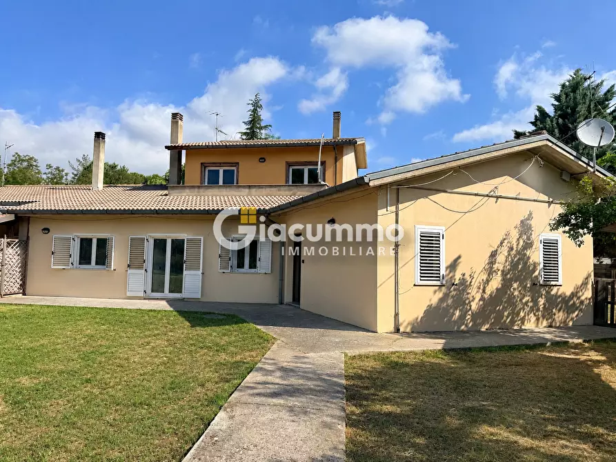 Immagine 5 di Villetta a schiera in vendita  in Via Vineola 139 a Potenza