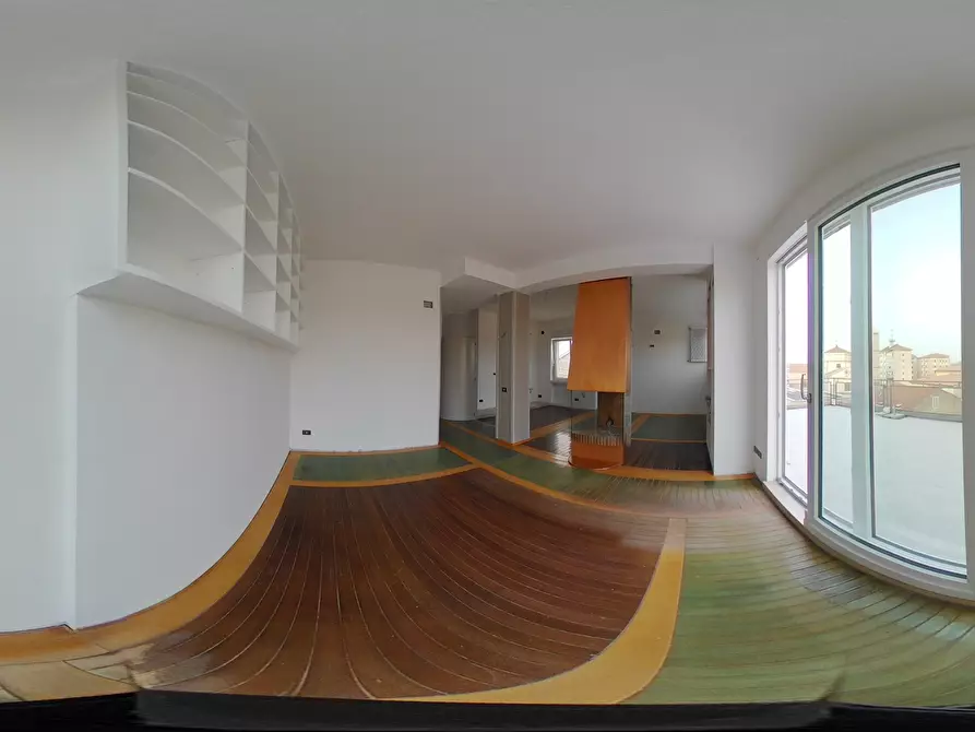 Immagine 49 di Quadrilocale in vendita  in Via Due Torri a Potenza