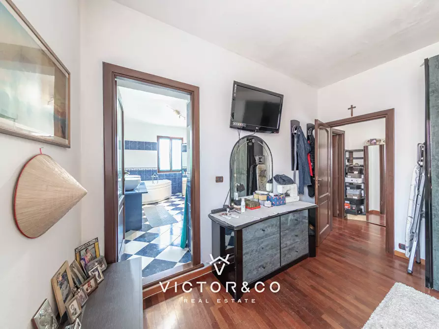 Immagine 11 di Casa bifamiliare in vendita  in Via Marconi snc a Briona