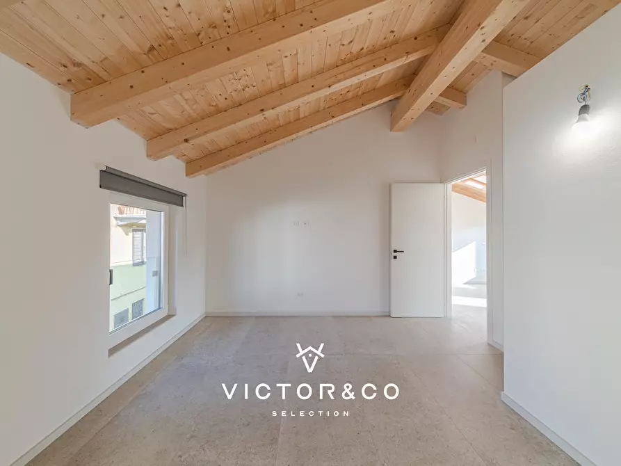 Immagine 20 di Villa in vendita  in Vicolo G. Brustio 1 a Galliate