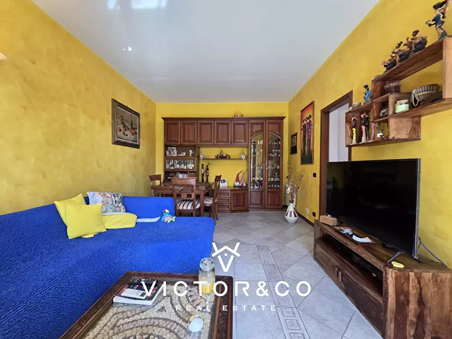 Immagine 3 di Quadrilocale in vendita  in VIA BATTISTI snc a Romentino