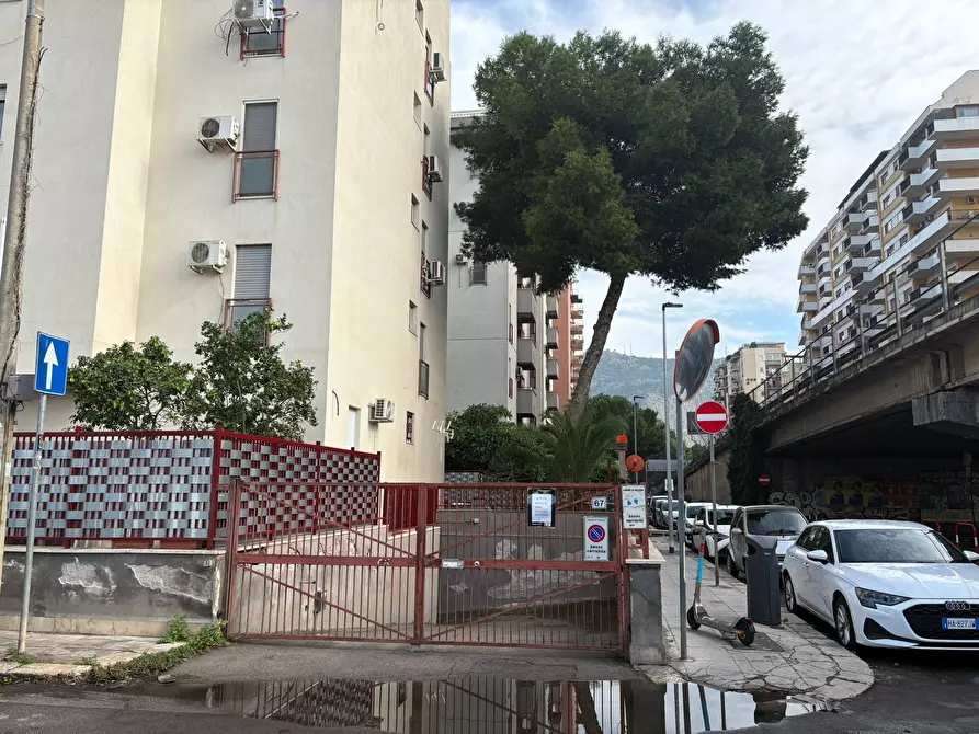 Immagine 1 di Garage in affitto  in Via Monti Iblei a Palermo