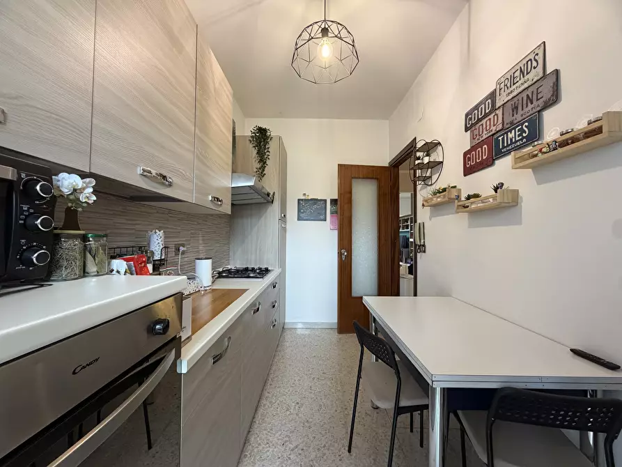 Immagine 16 di Trilocale in vendita  in Via Giuseppe Pitrè a Palermo