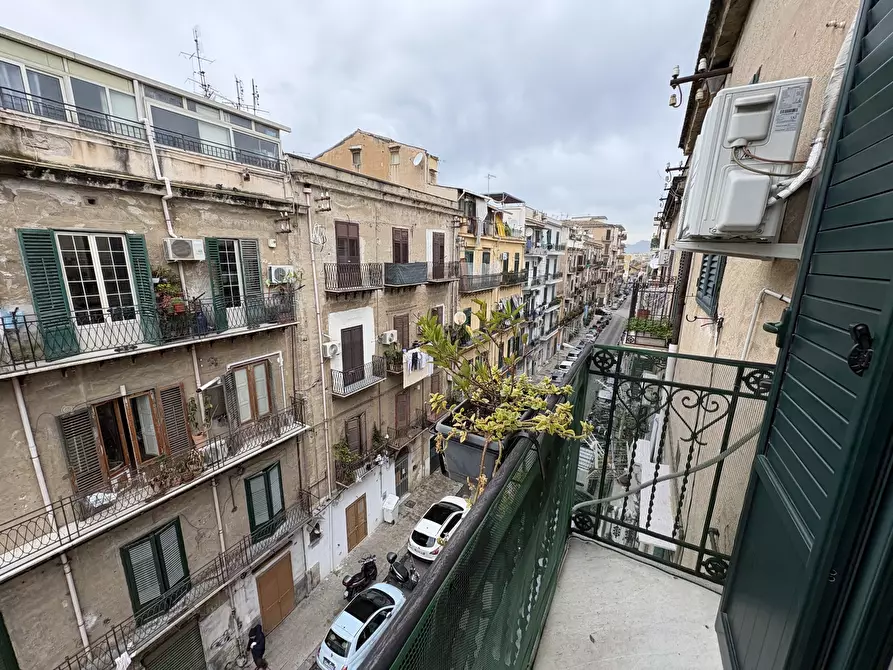 Immagine 14 di Trilocale in vendita  in Via Vito La Mantia 86 a Palermo
