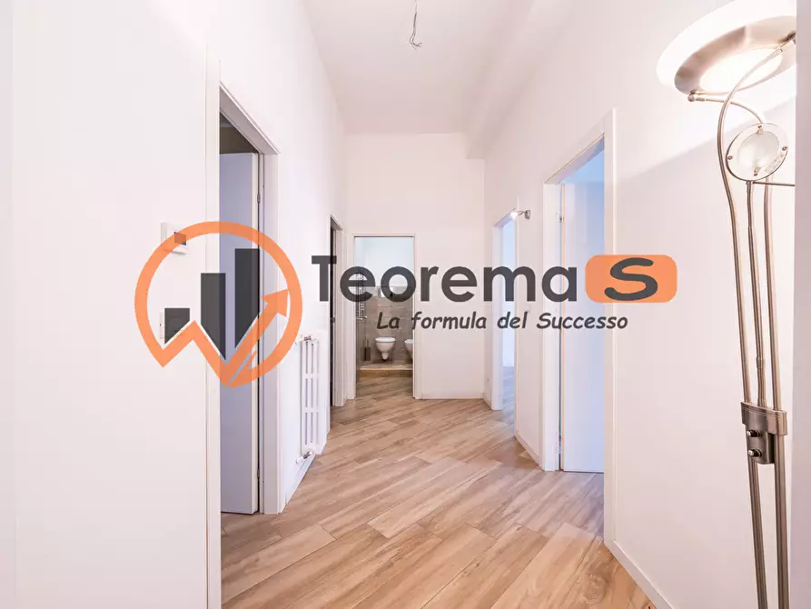 Immagine 9 di Trilocale in vendita  a Palermo