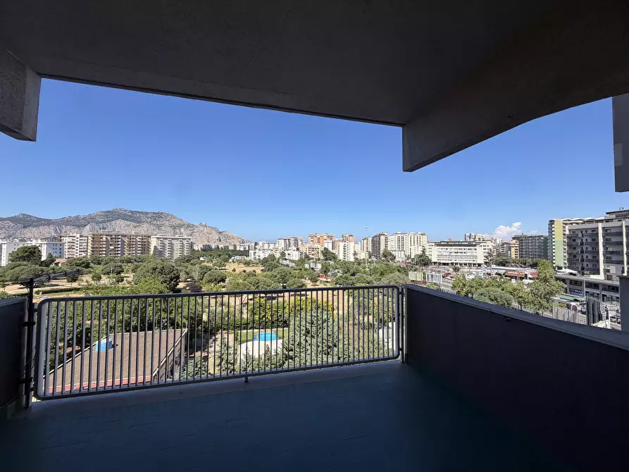 Immagine 5 di Pentalocale in vendita  in Via Uditore a Palermo