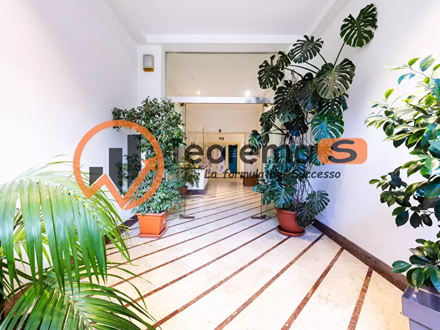 Immagine 28 di Trilocale in vendita  a Palermo