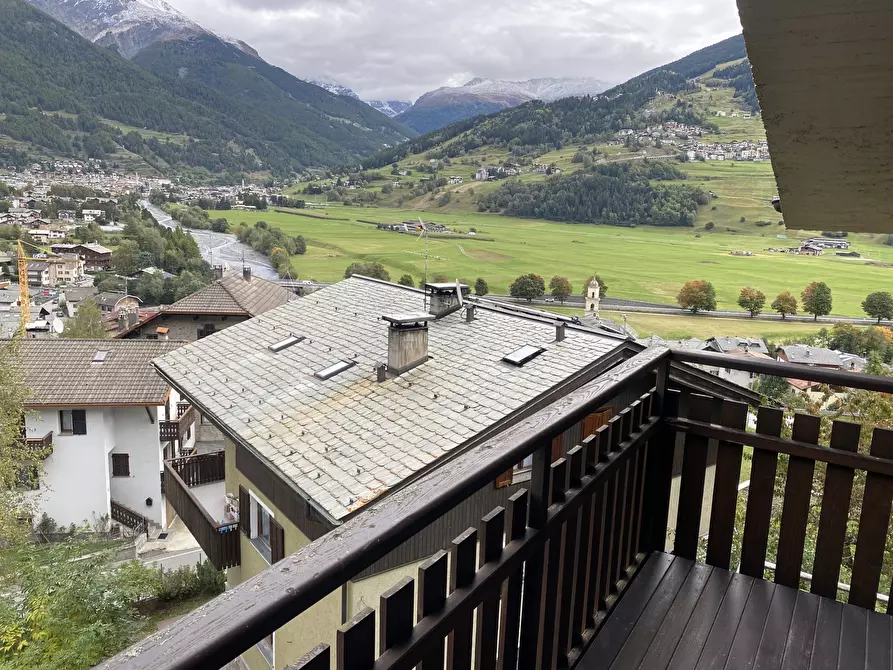 Immagine 15 di Quadrilocale in vendita  in Via al Forte 9 a Valdisotto