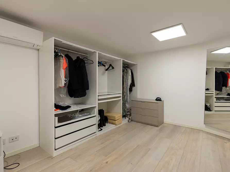 Immagine 45 di Villa in vendita  in Via Bruno Buozzi 16 a Sovico