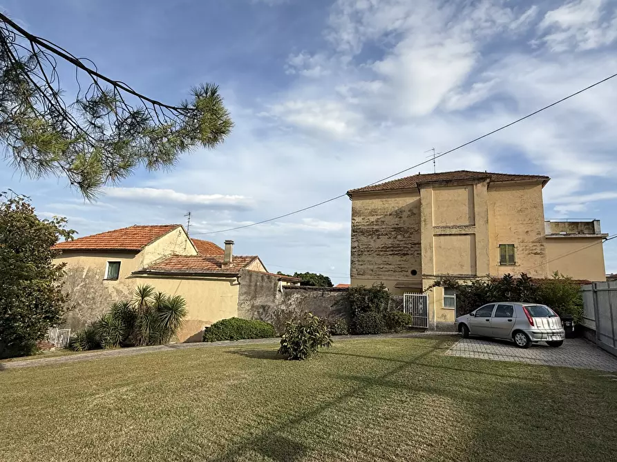 Immagine 43 di Terreno edificabile in vendita  in Via Enrico Toti 12 a Loano