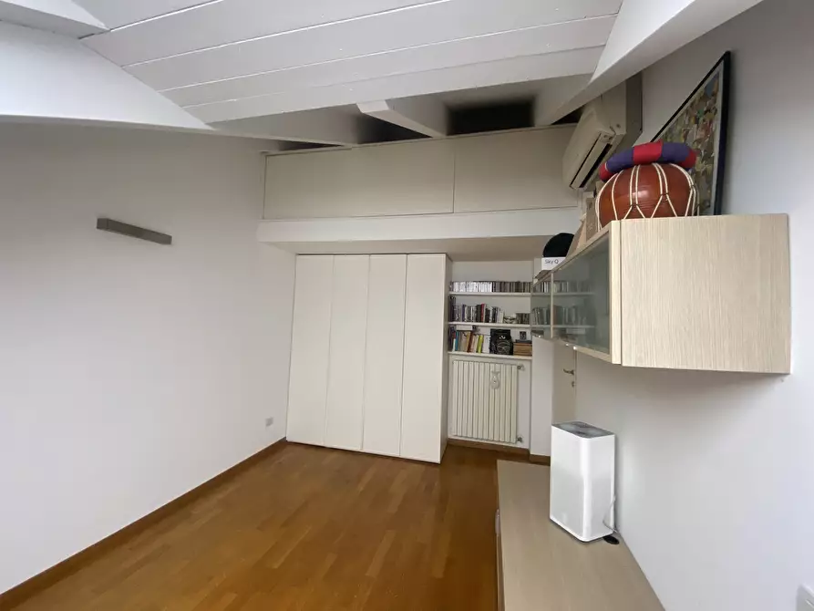 Immagine 60 di Trilocale in vendita  in Via Catalani 1 a Monza