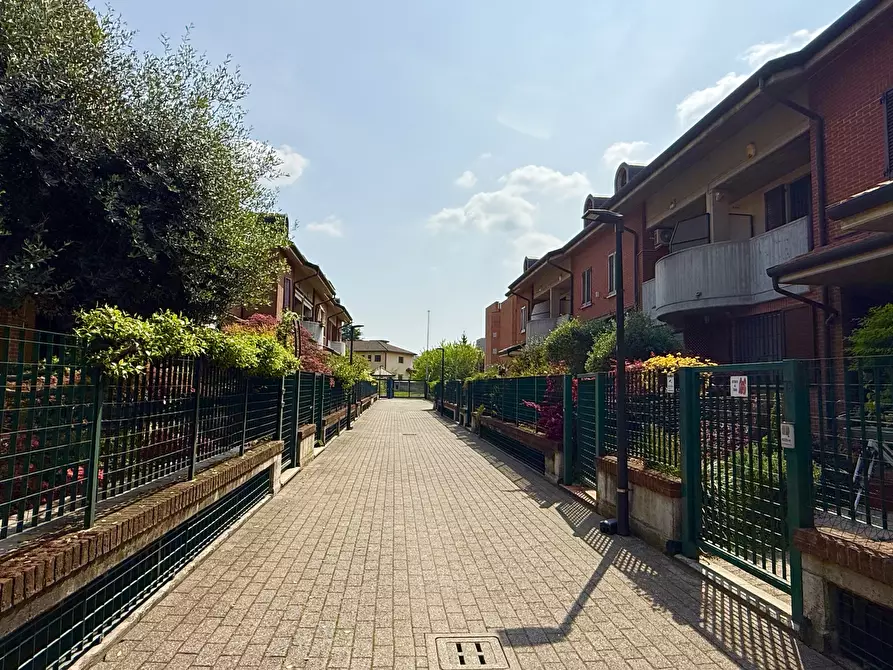 Immagine 71 di Casa bifamiliare in vendita  in Via Luigi Settembrini 14 a Cinisello Balsamo