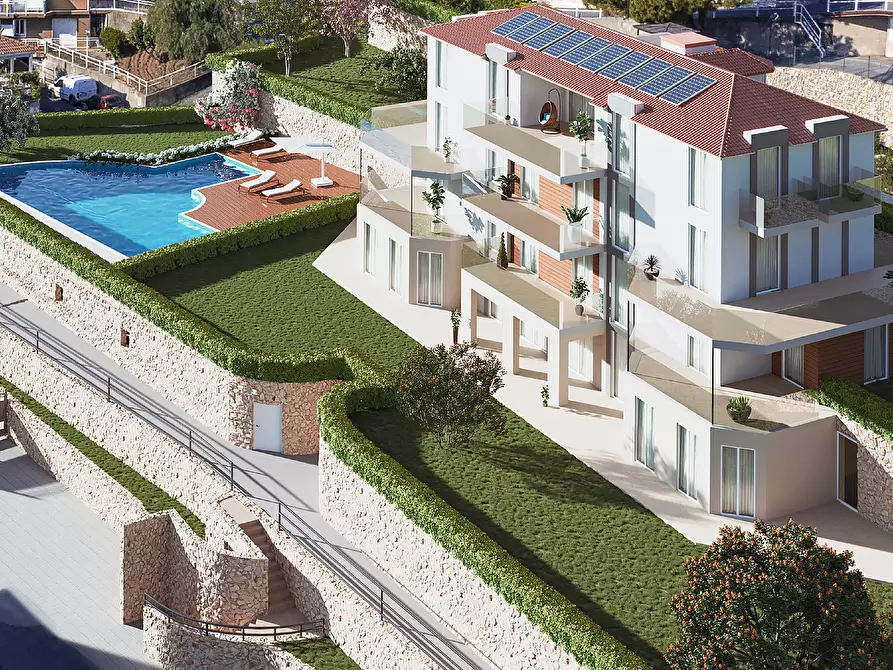 Immagine 76 di Trilocale in vendita  in Via Carlo 433 a San Remo