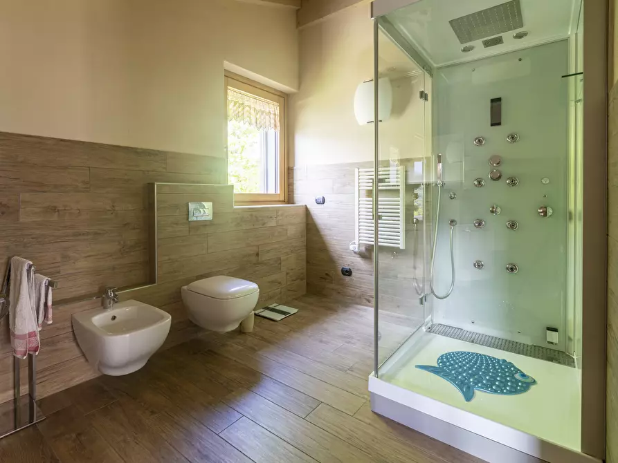 Immagine 59 di Villa in vendita  in Via Colombèe 11 a Colico