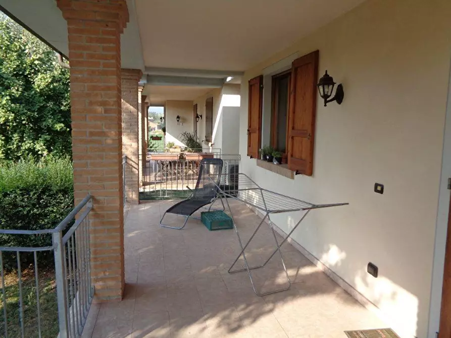 Immagine 14 di Quadrilocale in affitto  a Varano De' Melegari
