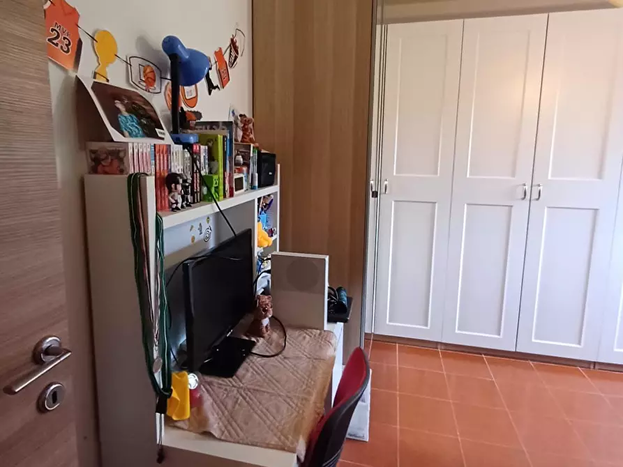 Immagine 16 di Trilocale in vendita  a Traversetolo