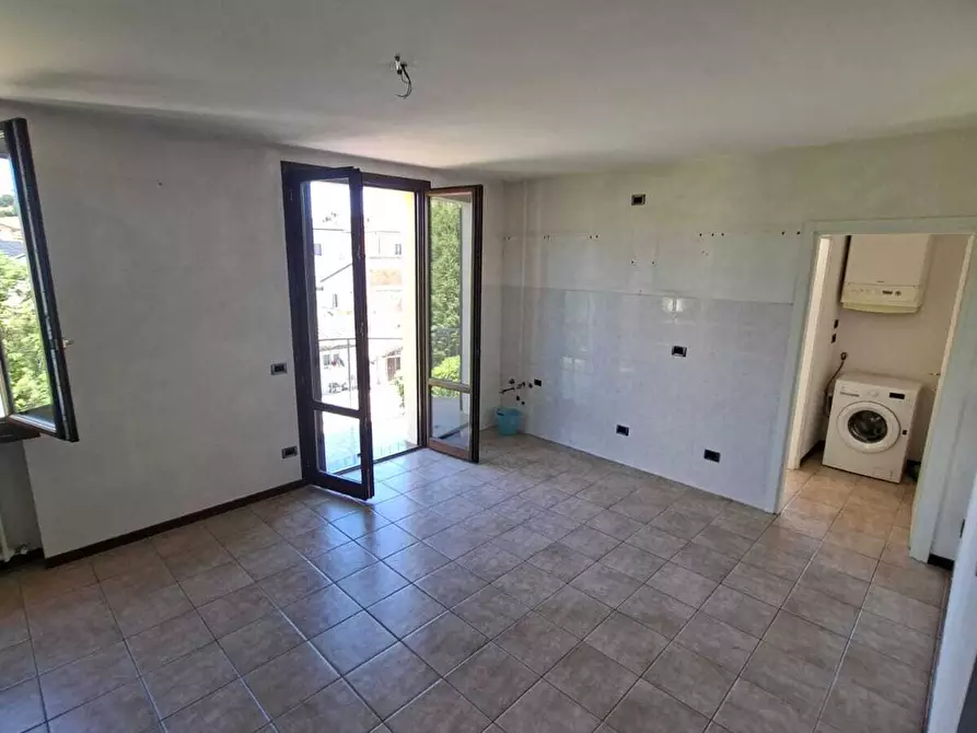 Immagine 18 di Monolocale in vendita  a Medesano