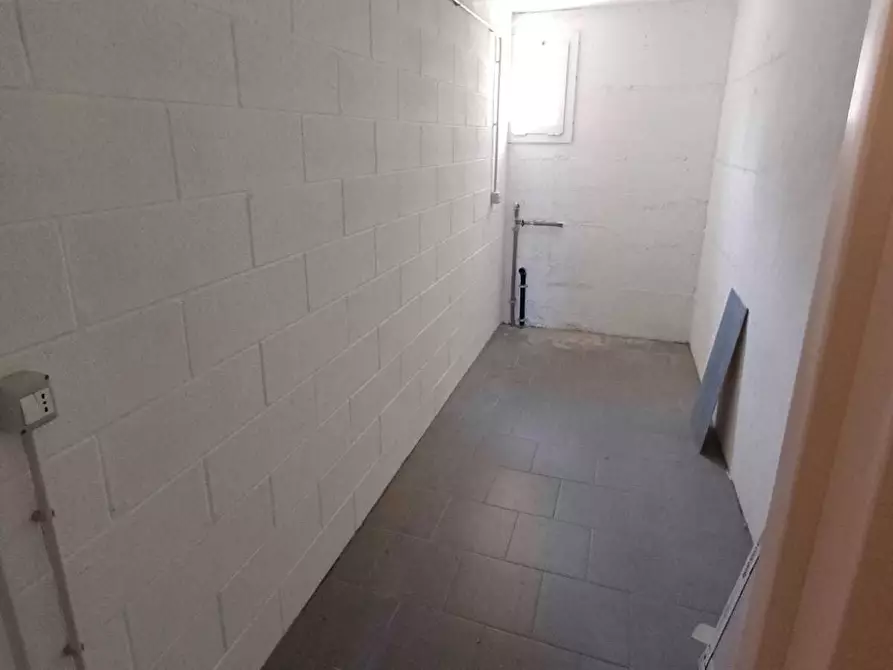 Immagine 22 di Quadrilocale in vendita  a Medesano