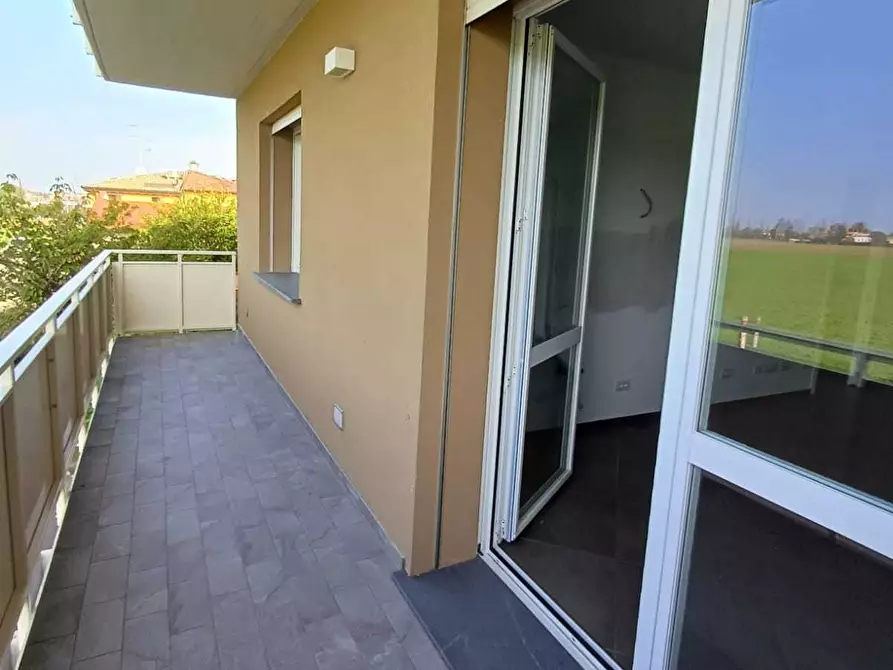 Immagine 44 di Bilocale in vendita  a Montechiarugolo