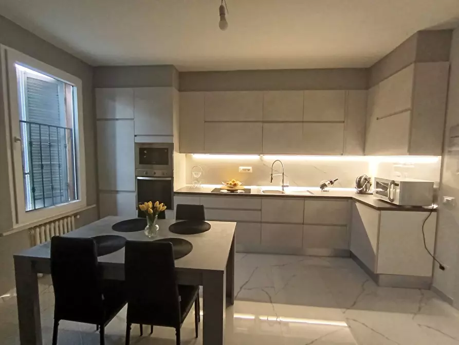 Immagine 17 di Quadrilocale in vendita  a Fornovo Di Taro